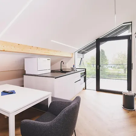 Prielau By We Rent, Summercard Included 아파트 젤암제